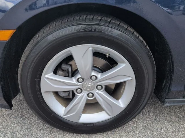 Used 2020  Honda EX-L image 10