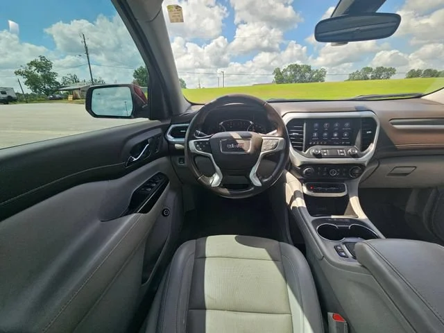 Used 2021 CAYENNE RED TINTCOAT GMC SLT image 13