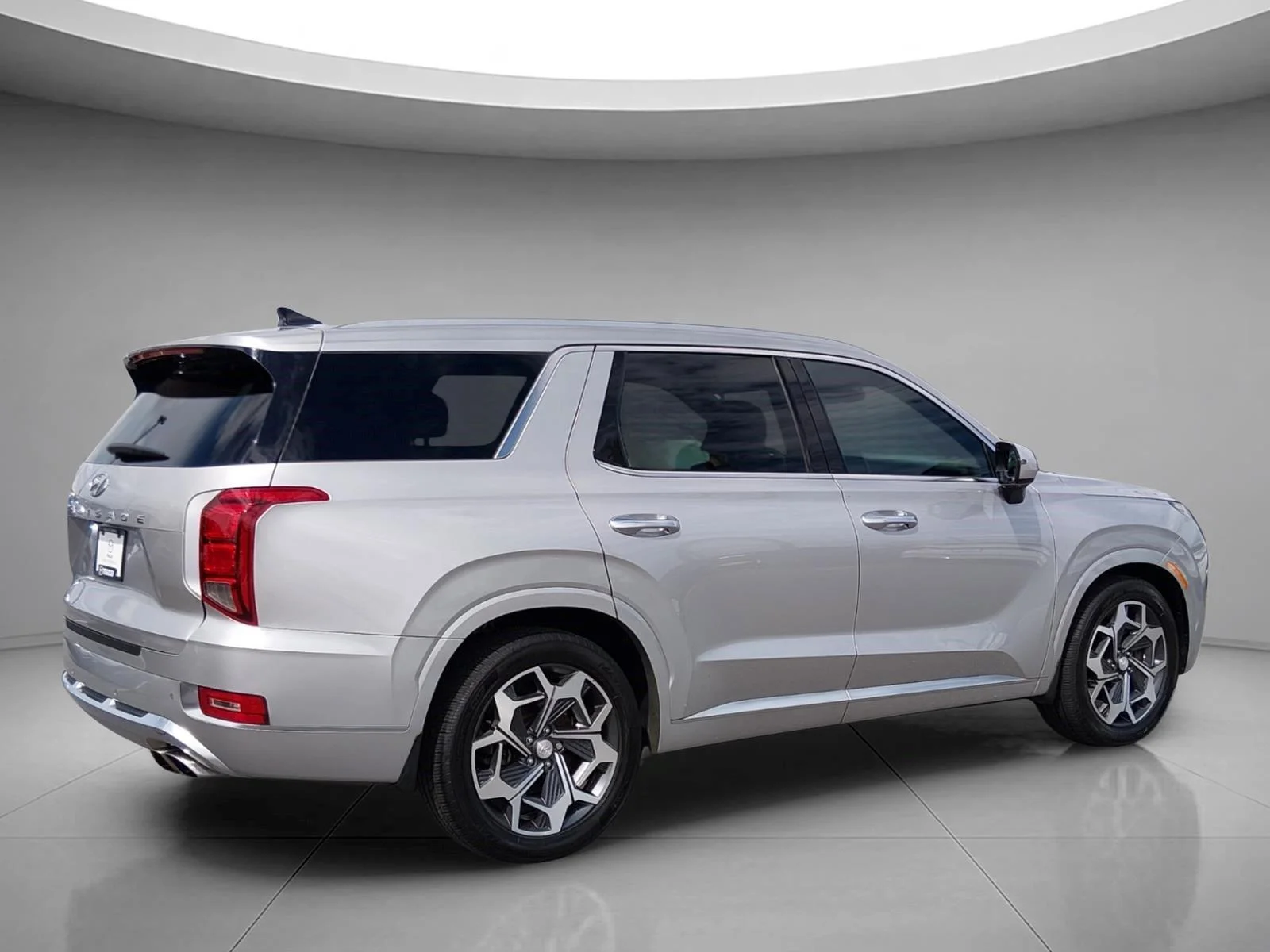 Used 2021 Typhoon Silver Hyundai Calligraphy image 5