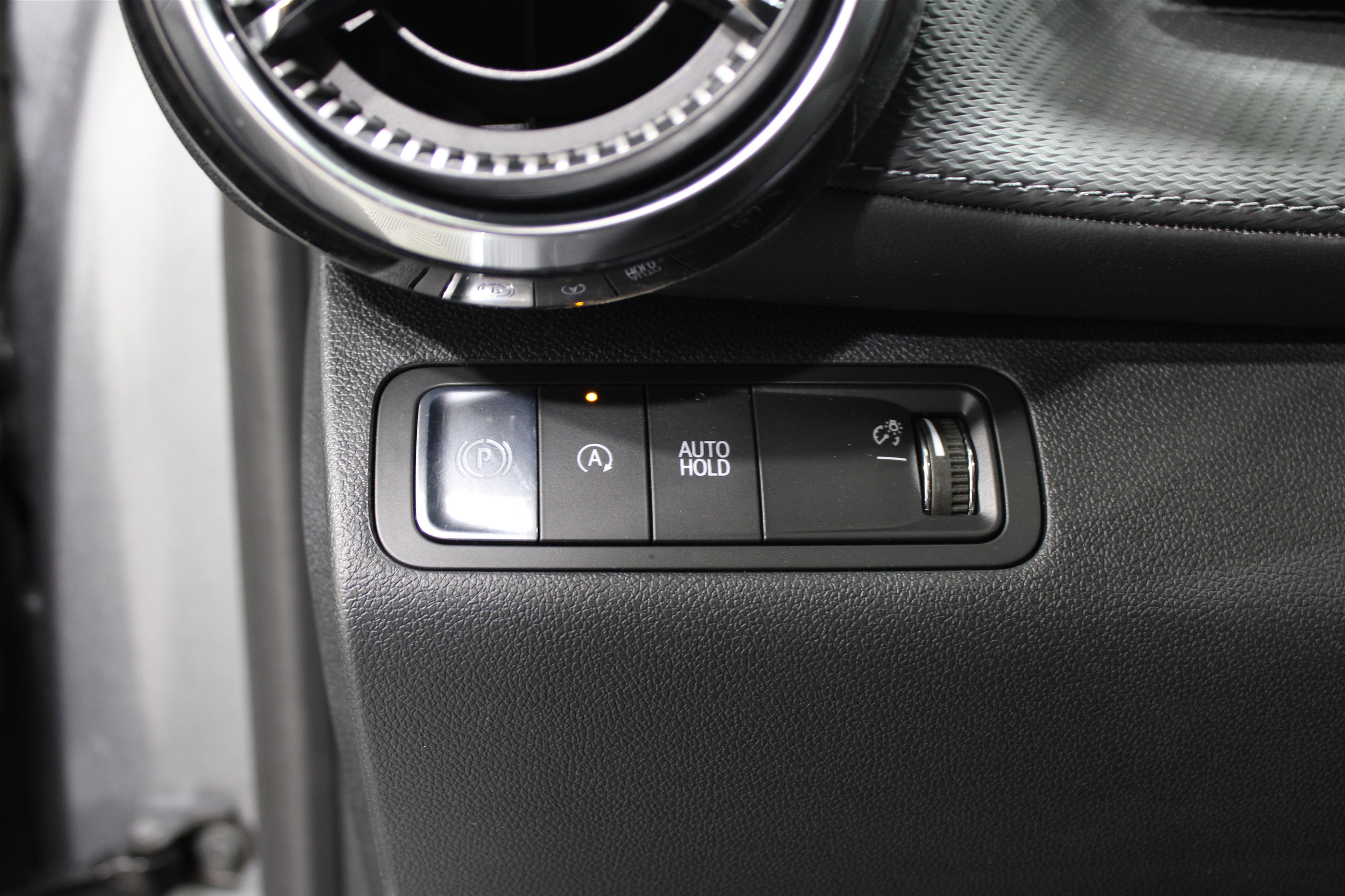 2026 Chevrolet Equinox LT photo 2