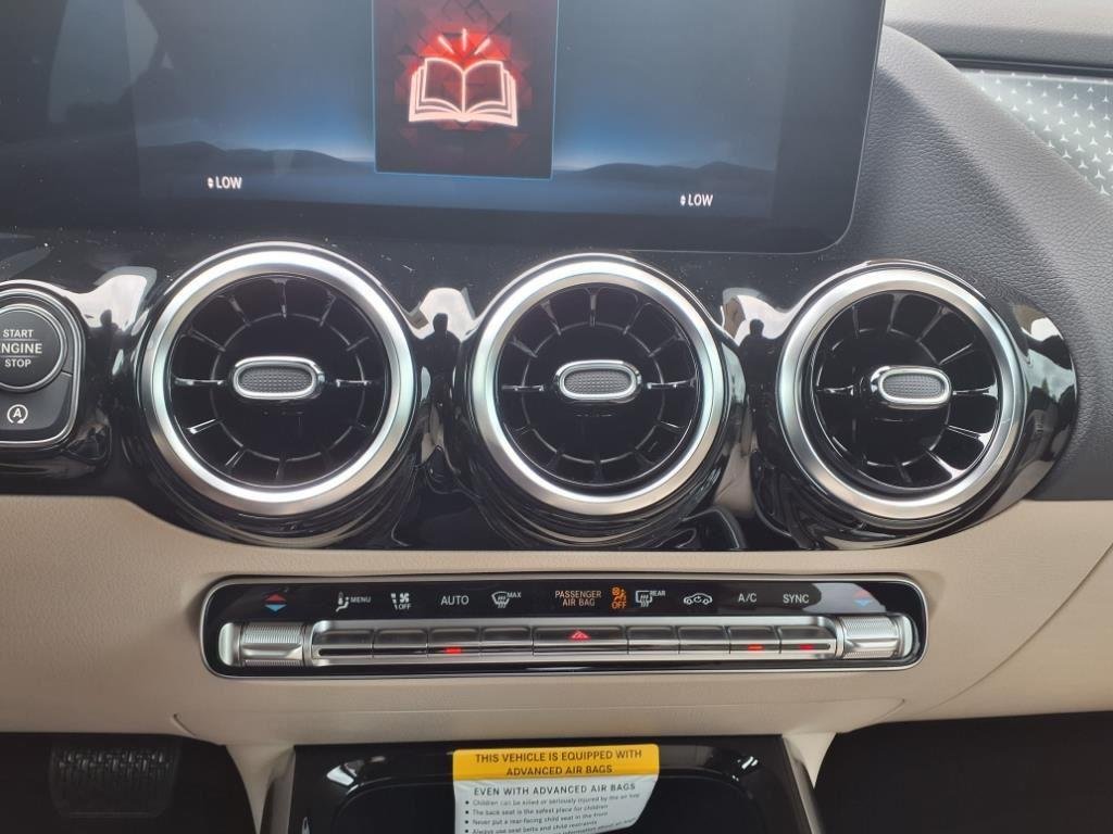 Used 2026 Polar White Mercedes-Benz GLA 250 image 19