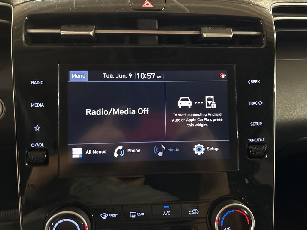 Used 2022 Gray Hyundai SEL image 16