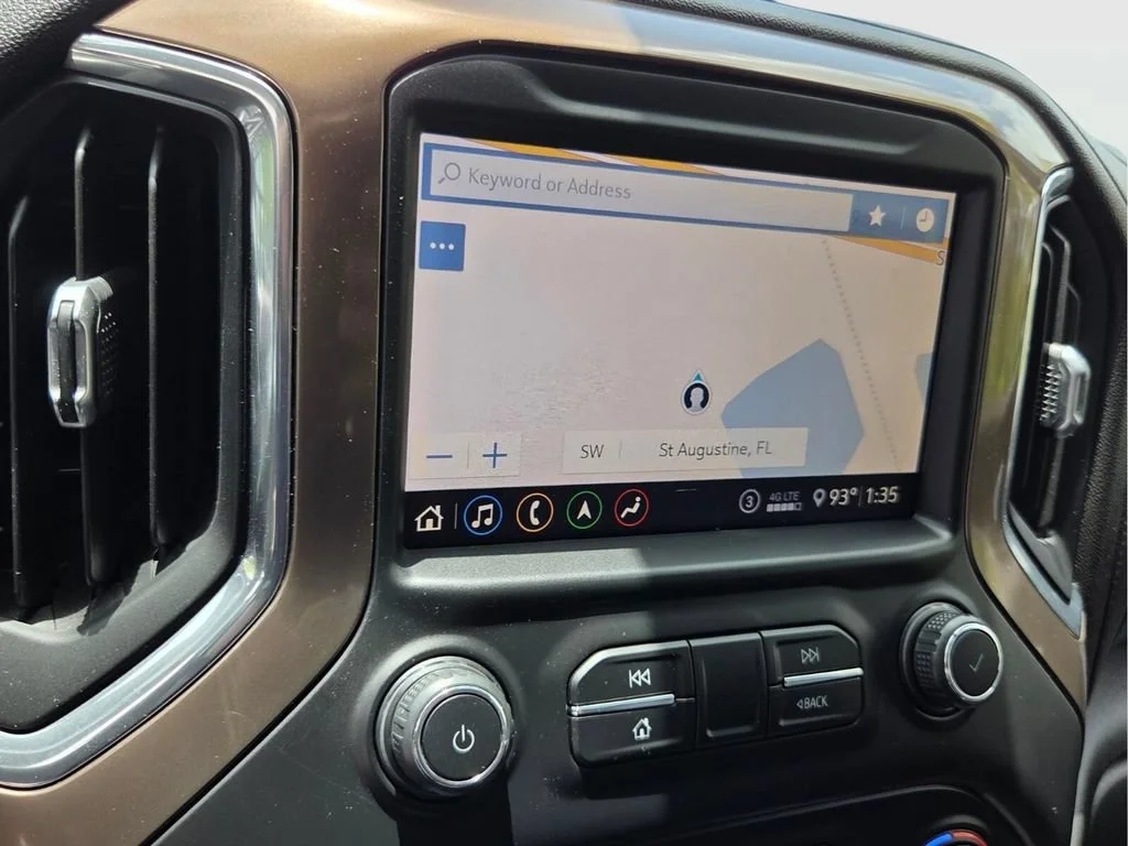 Used 2020 Black Chevrolet High Country image 22