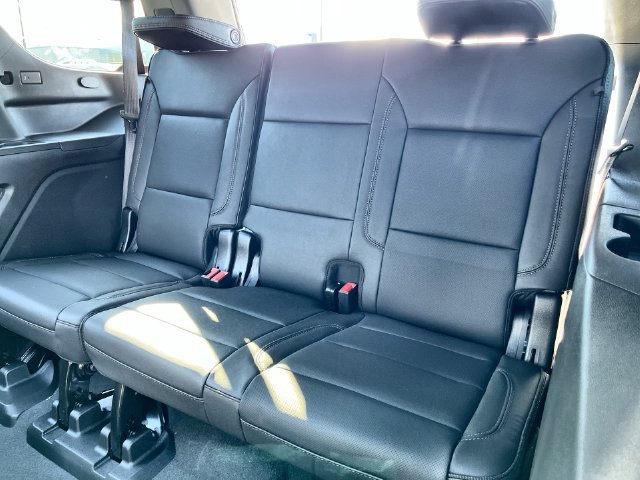 2027 Chevrolet Tahoe photo 34 of 44