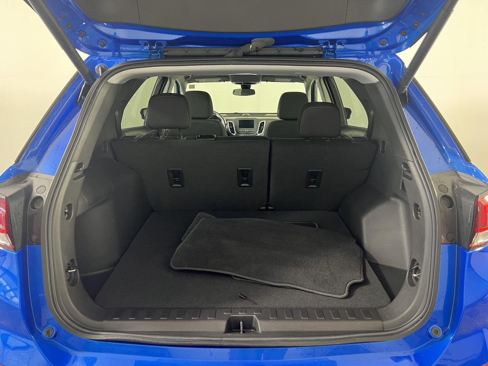 Used 2024 Riptide Blue Metallic Chevrolet LT image 27
