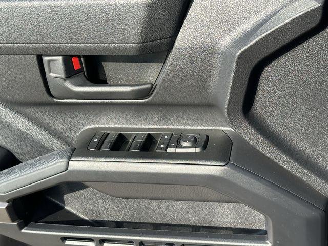 Certified Used 2025 EVEREST Toyota  image 24