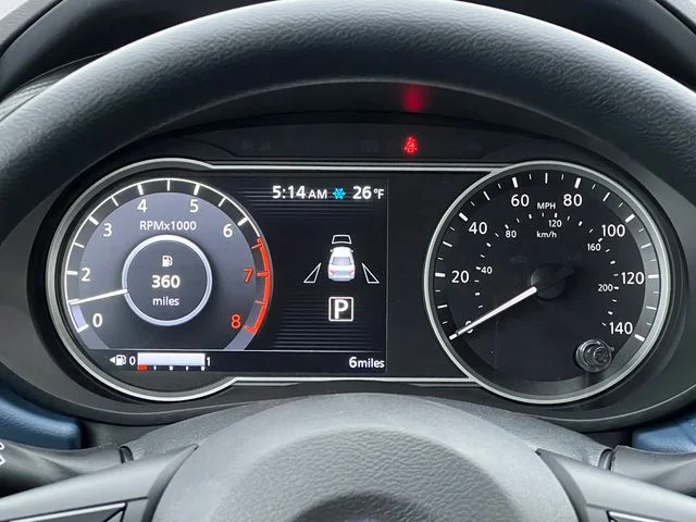 2025 Nissan Versa Sedan SV - Photo 30