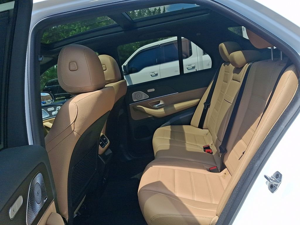 Certified Used 2026 Polar White Mercedes-Benz GLE 450 image 10