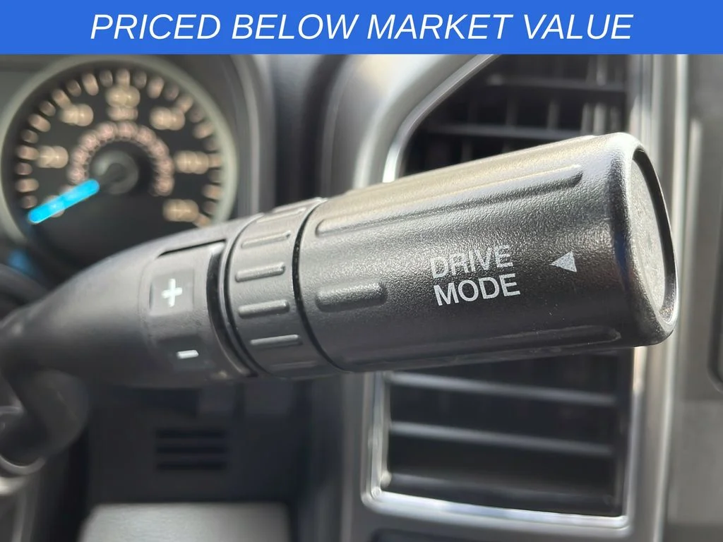 Used 2018 Red Ford XLT image 21