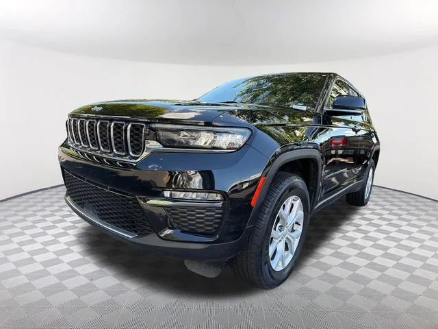 Used 2023 Black Jeep Limited 4x4 image 1