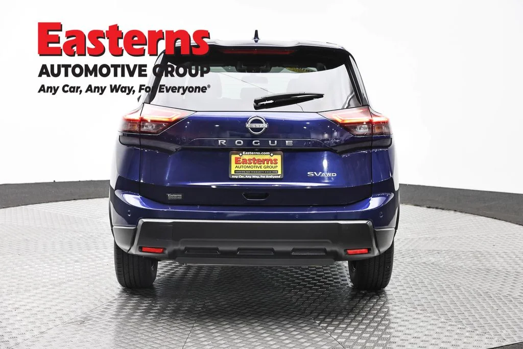 Used 2024 Blue Nissan SV image 6