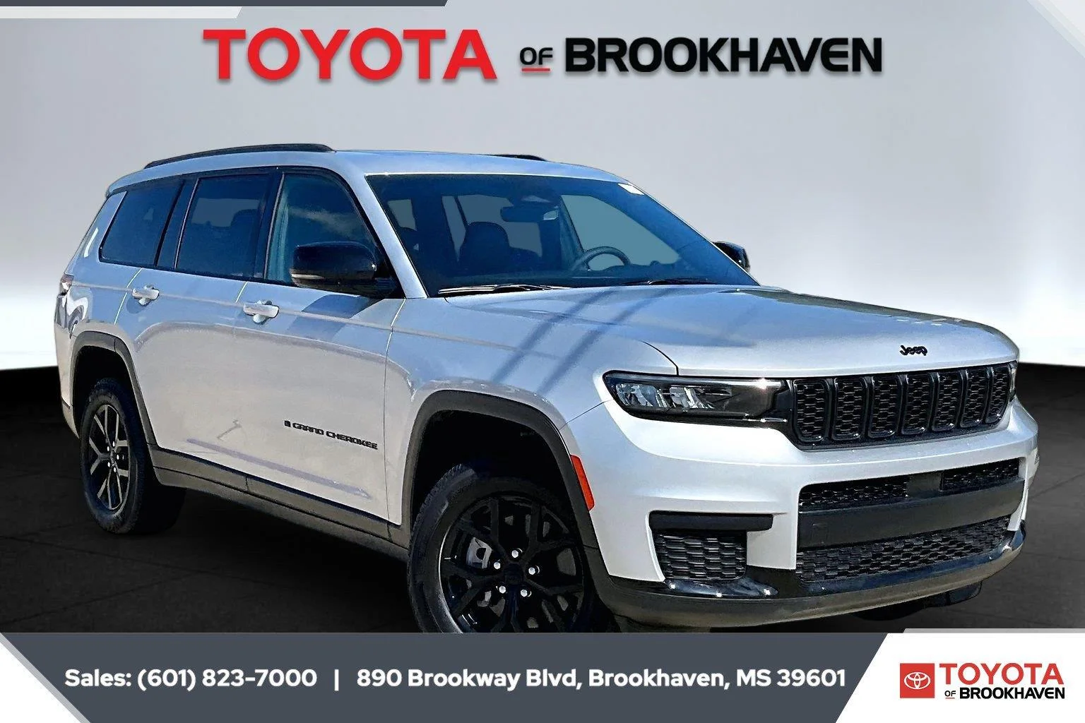 Used 2025 Silver Zynith Jeep Altitude X image 1