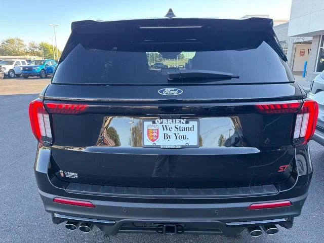 New 2027 Agate Black Metallic Ford ST image 35