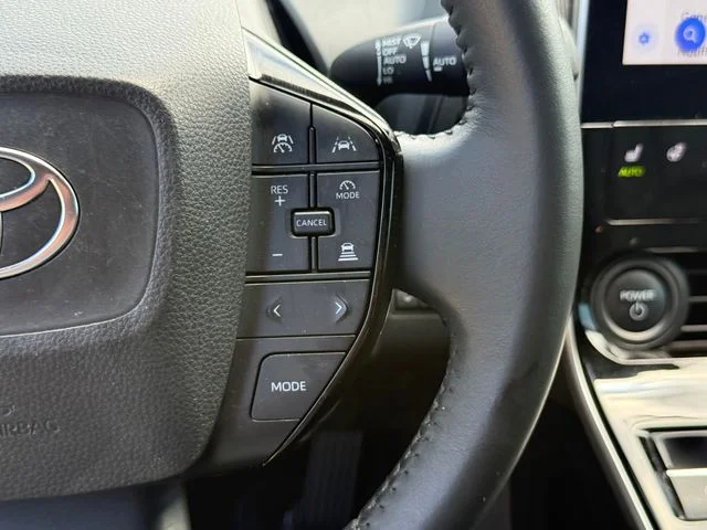 Certified Used 2024 WIND CHILL PEARL Toyota XLE image 17