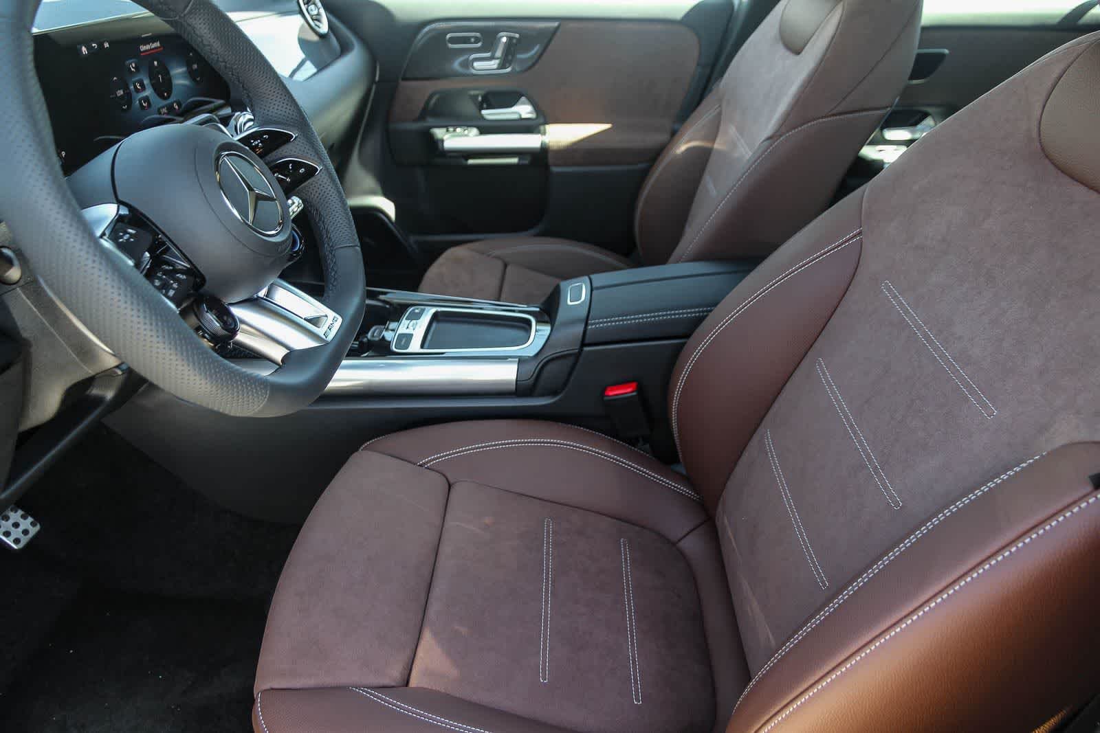 New 2026 MANUFAKTUR Alpine Grey Mercedes-Benz AMG® GLA 35 image 18