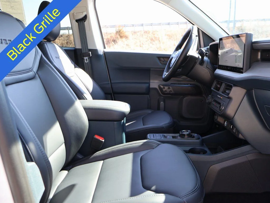 New 2026 Oxford White Ford Lariat® image 10