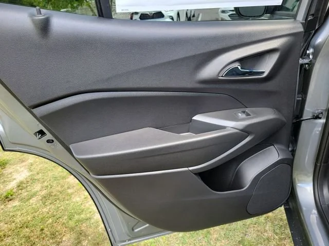 2026 Chevrolet Trax RS - Photo 12