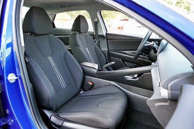 Certified Used 2024 Blue Hyundai SEL image 11