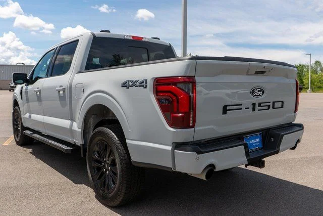 Used 2024 Gray Ford Lariat image 8