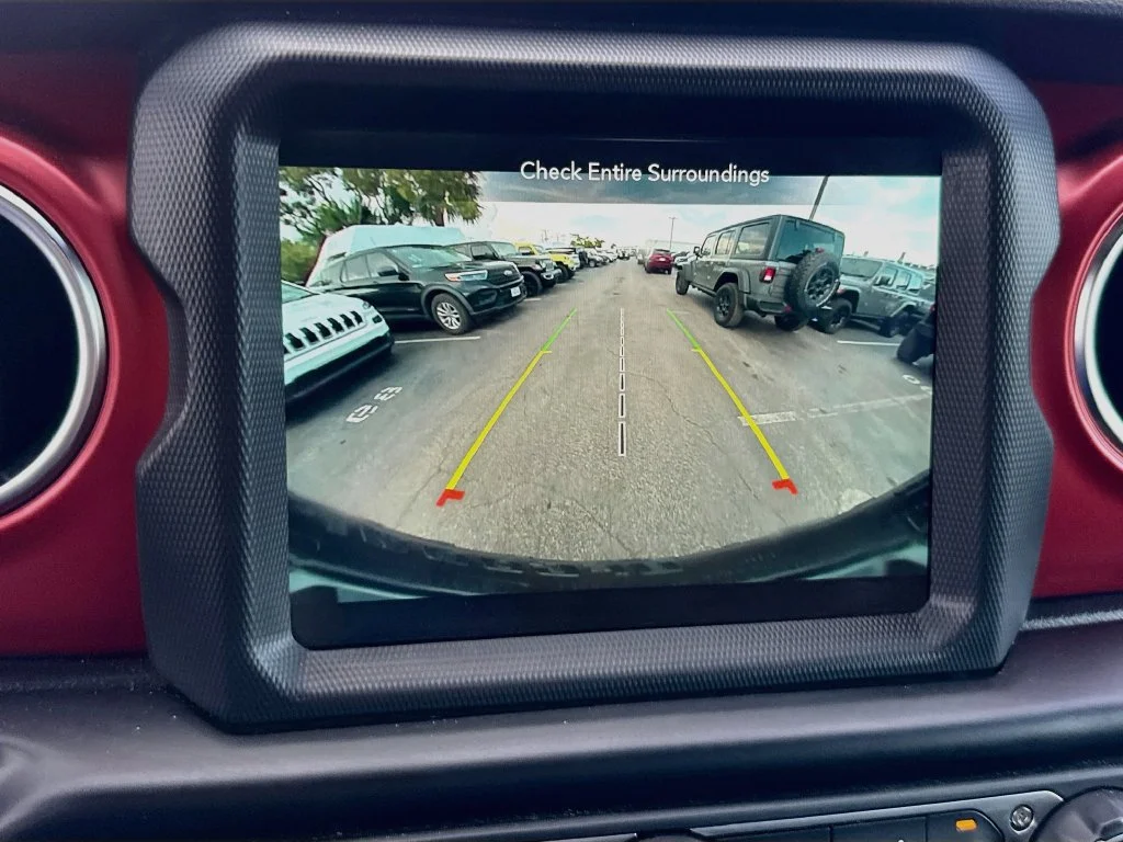 Used 2022 Gray Jeep Unlimited Rubicon image 15