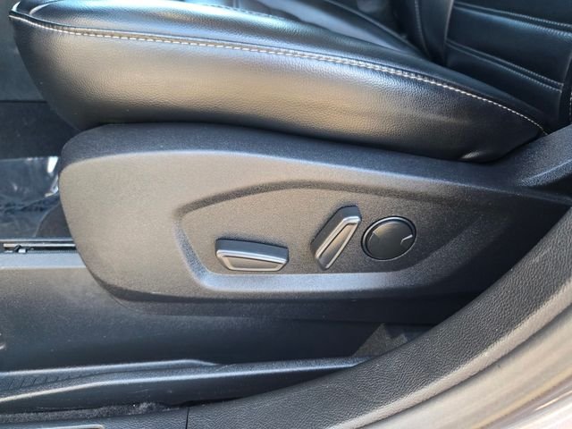 Used 2024 Gray Ford SEL image 12