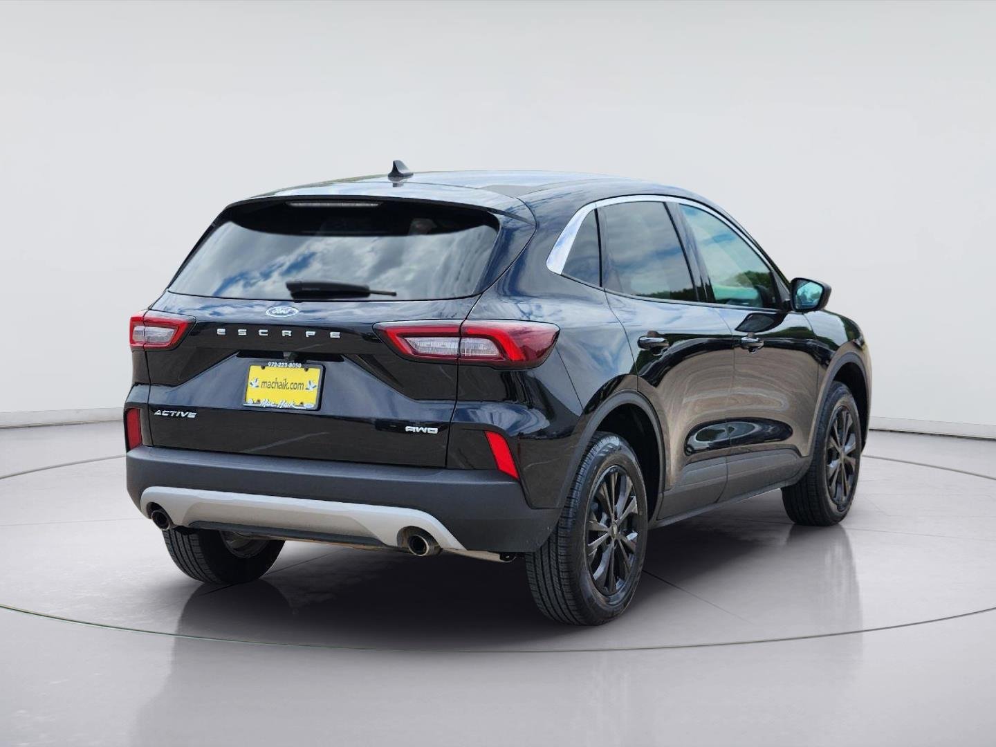 Used 2024 Agate Black Ford Active image 6