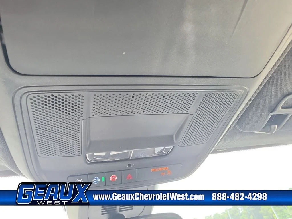 Used 2026 White Chevrolet LT image 27