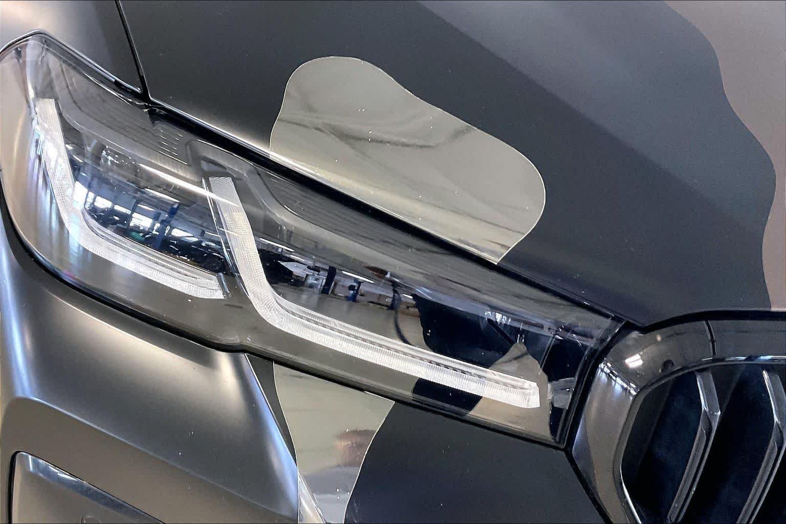 Used 2023 Black Sapphire Metallic BMW 530e image 24