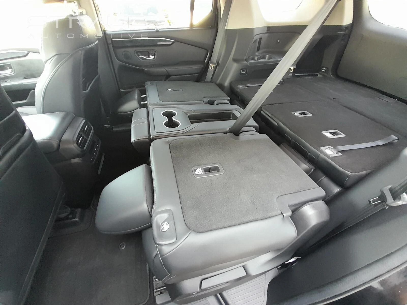 Used 2025 Crystal Black Pearl Honda EX-L image 52
