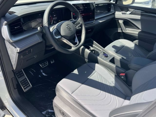 New 2026 White/off-white Volkswagen 2.0T SE R-Line Black image 5
