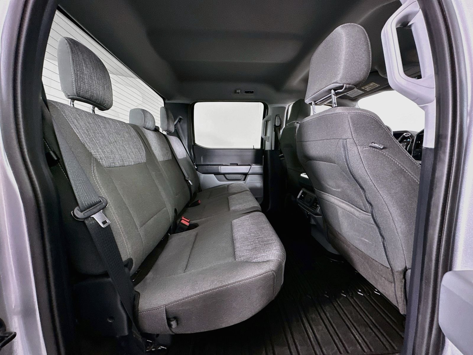 Used 2022 Silver Ford XLT image 27