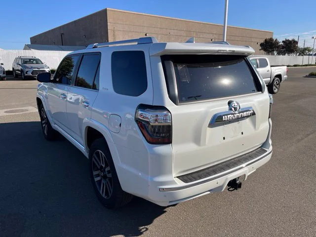 Certified Used 2023 Blizzard Pearl Toyota Limited image 5