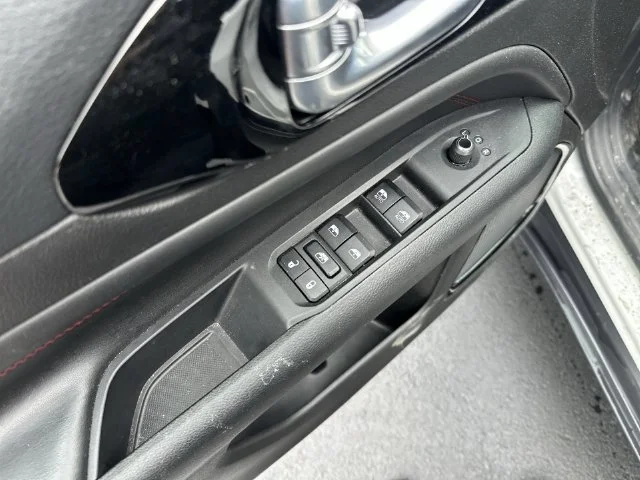 Used 2025 White Jeep Trailhawk image 24