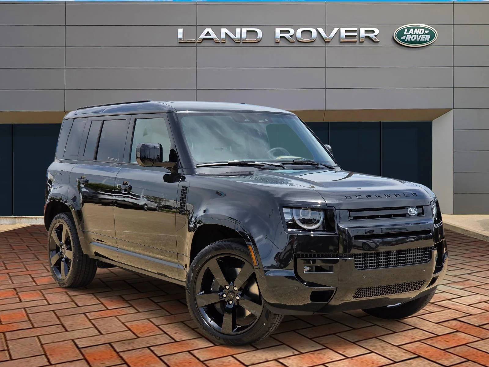 2026 Land Rover Defender 110 X-Dynamic SE P400's photo