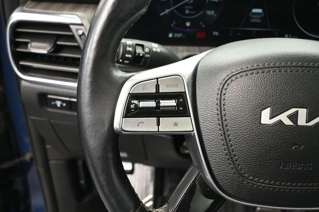 Used 2023 Blue Kia SX-Prestige image 23