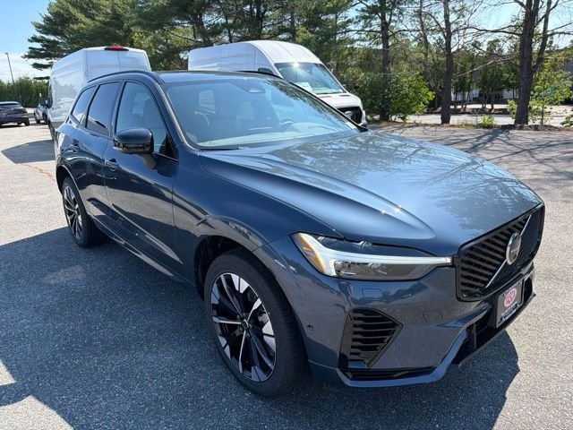 2026 Volvo XC60 T8 Plus Dark AWD's photo