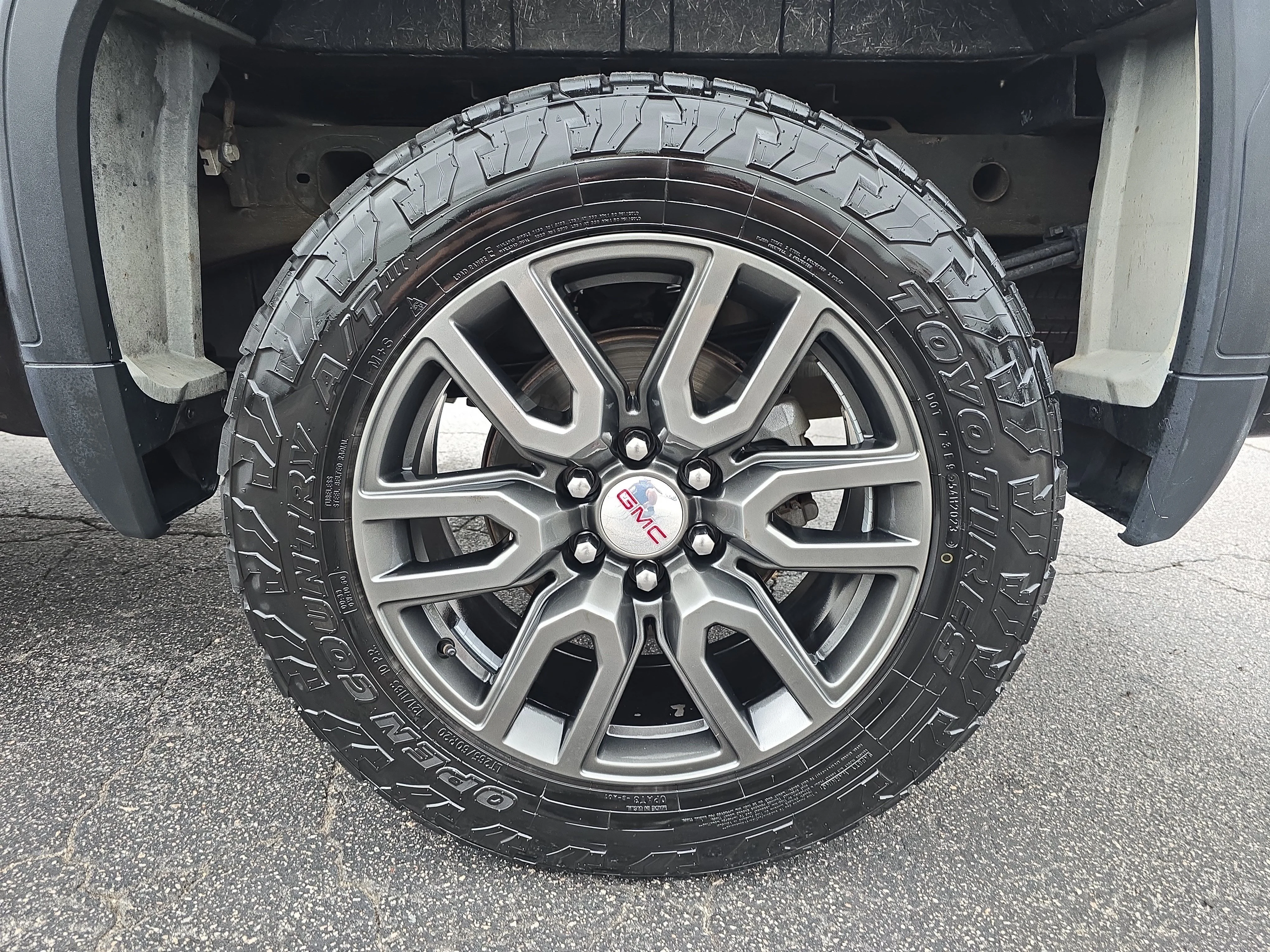 Used 2021 EBONY TWILIGHT METALLIC GMC AT4 image 35