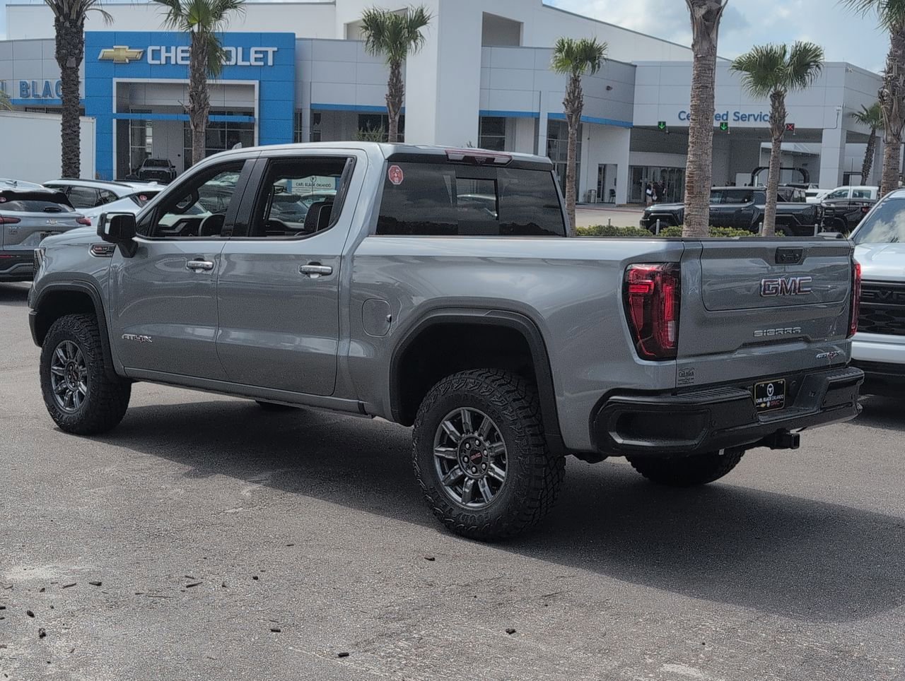 2026 GMC Sierra 1500 AT4X - Photo 6