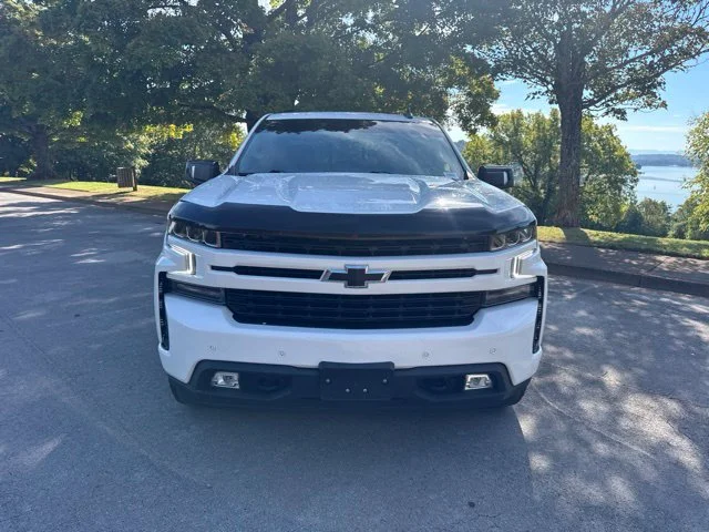 Used 2021 White Chevrolet RST image 2