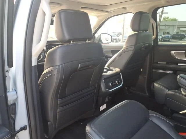 Used 2025 Space Silver Me Ford Platinum image 12