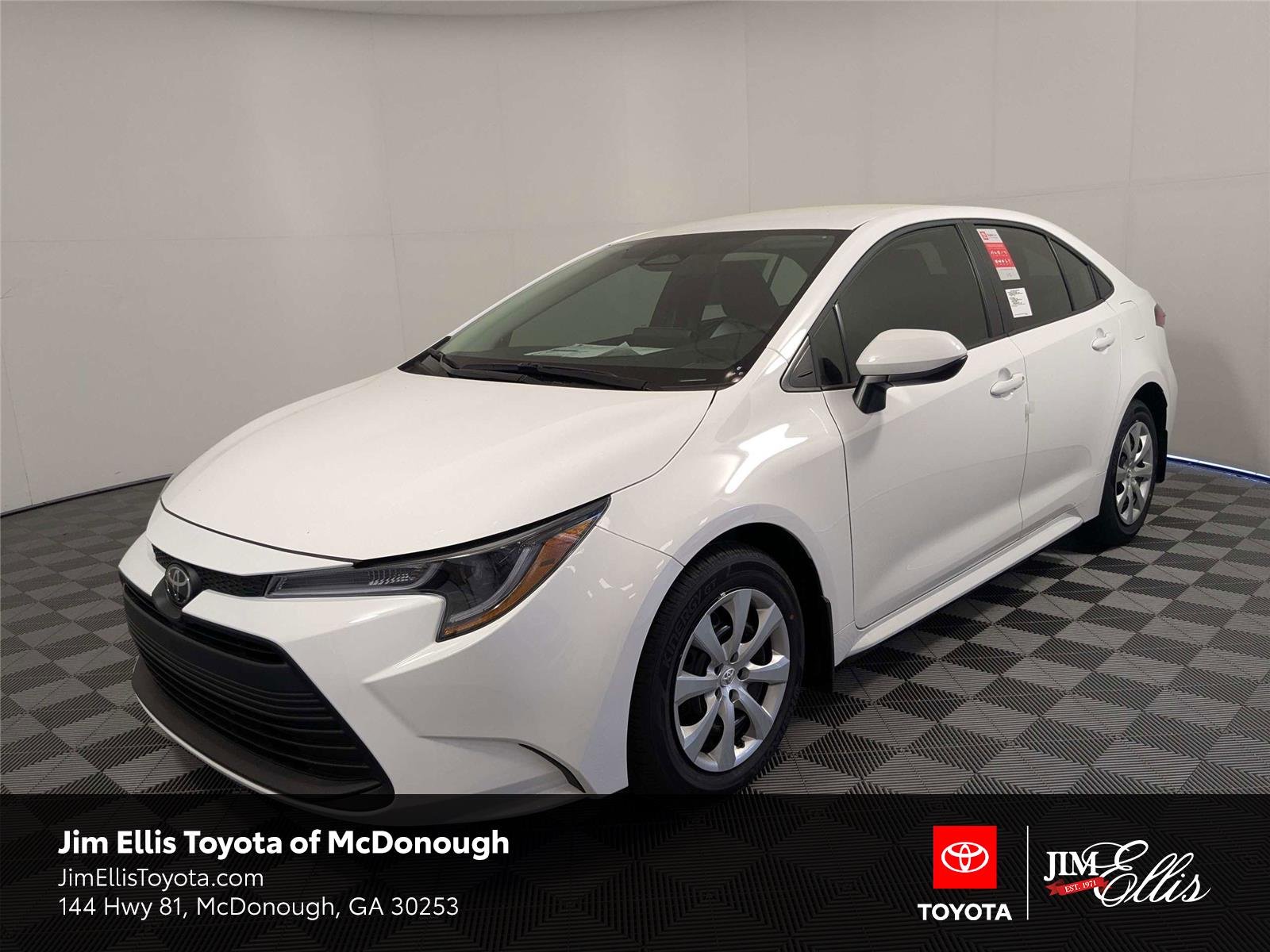Used 2026 Ice Cap Toyota LE image 1