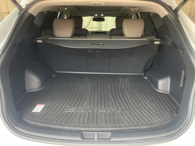 Used 2018 White Hyundai 2.4 Base image 29