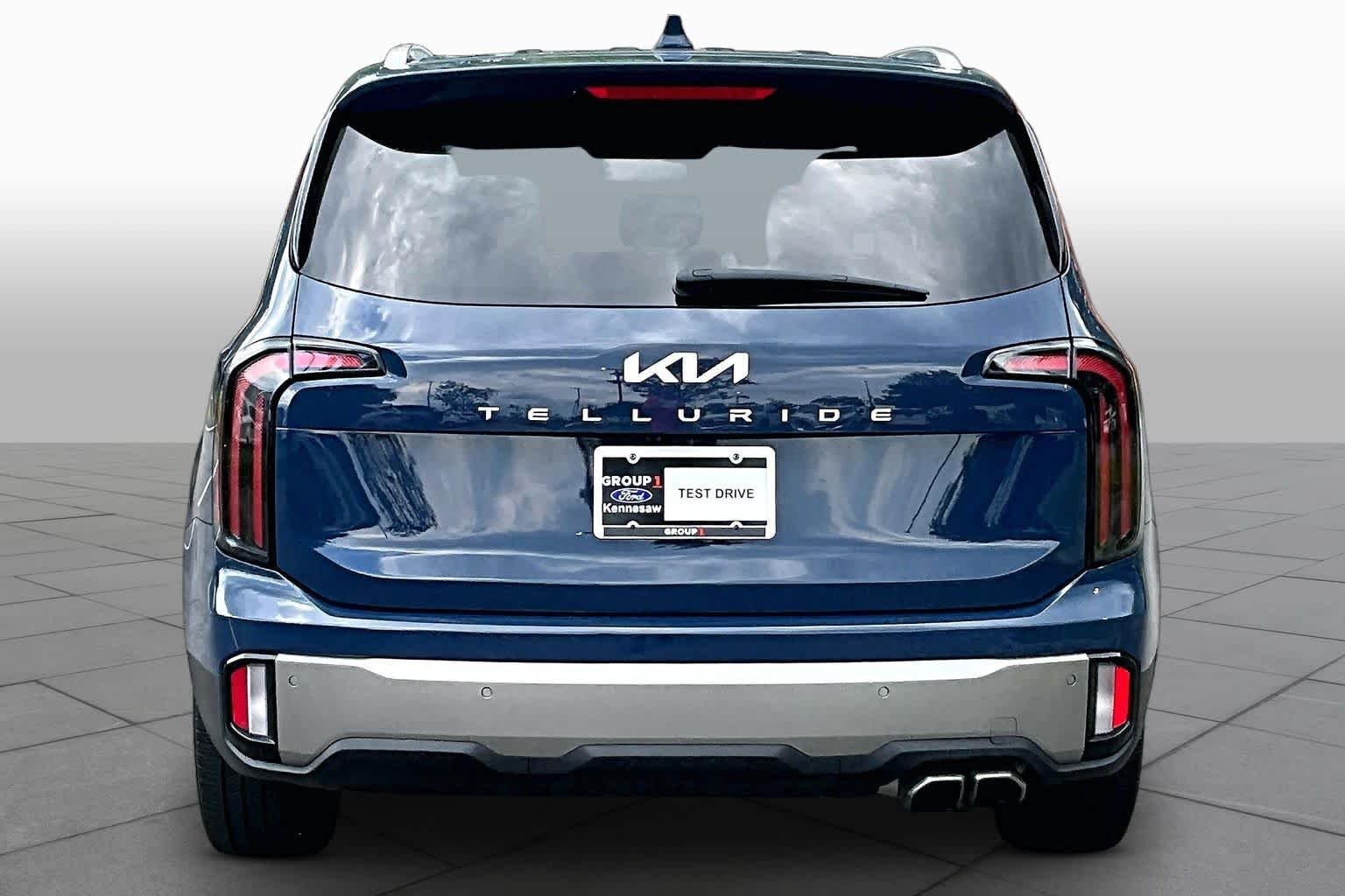 Used 2023 Midnight Lake Blue Kia EX image 5