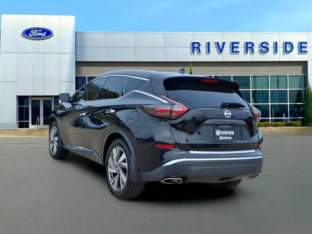 Used 2020 Black Nissan SL image 5