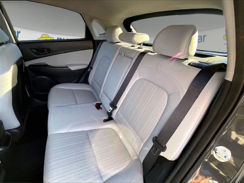 Used 2023 Gray Hyundai SEL image 14