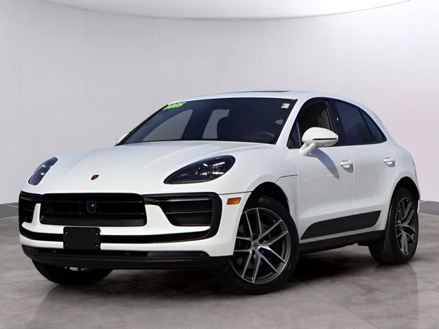 2025 Porsche Macan Base