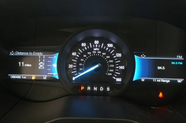 Used 2023 WHITE Ford SE image 26