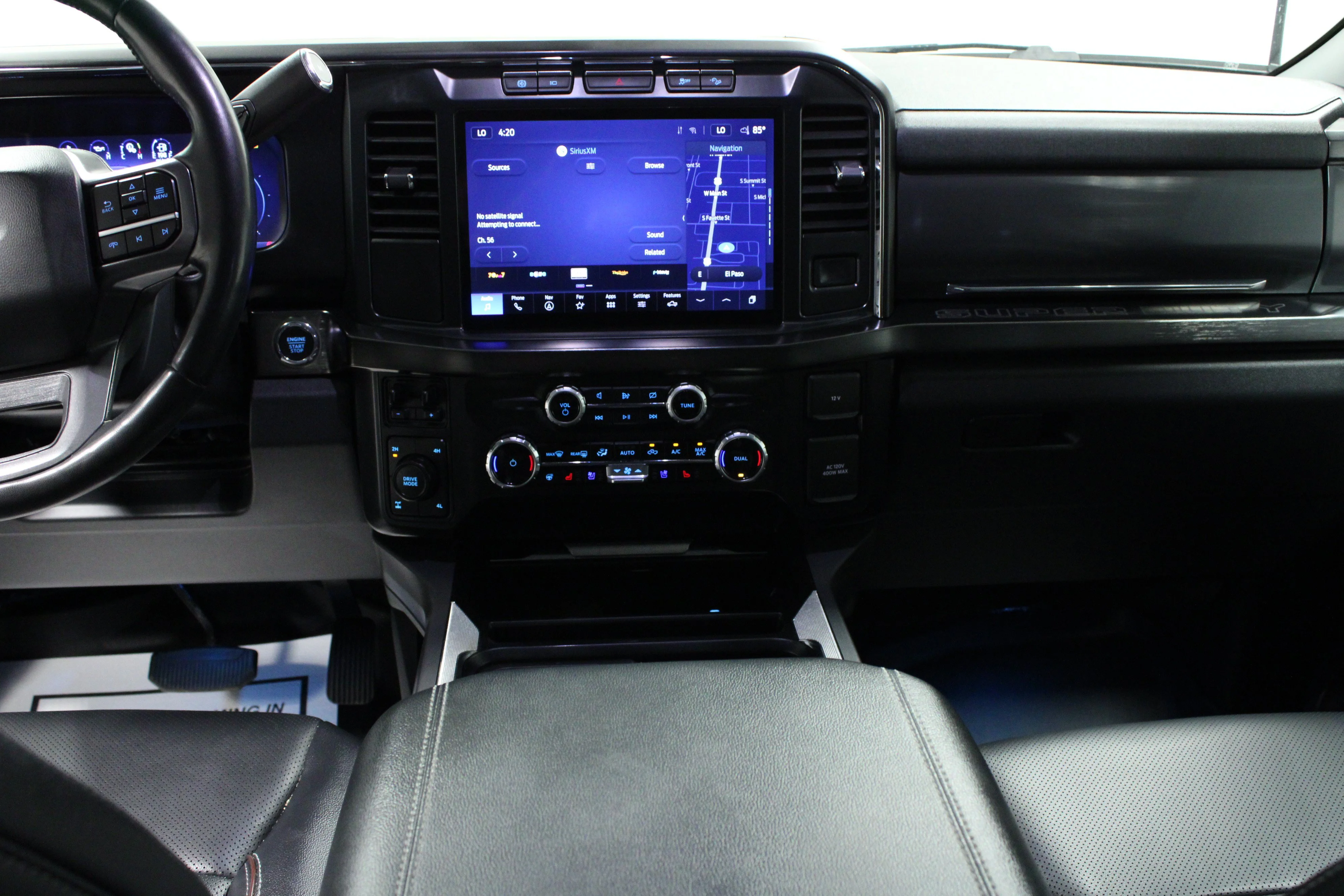 Used 2023 Agate Black Metallic Ford LARIAT image 18