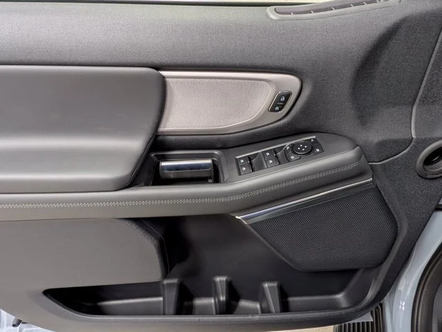 New 2027 Glacier Gray Metallic Tri-Coat Ford Active image 44