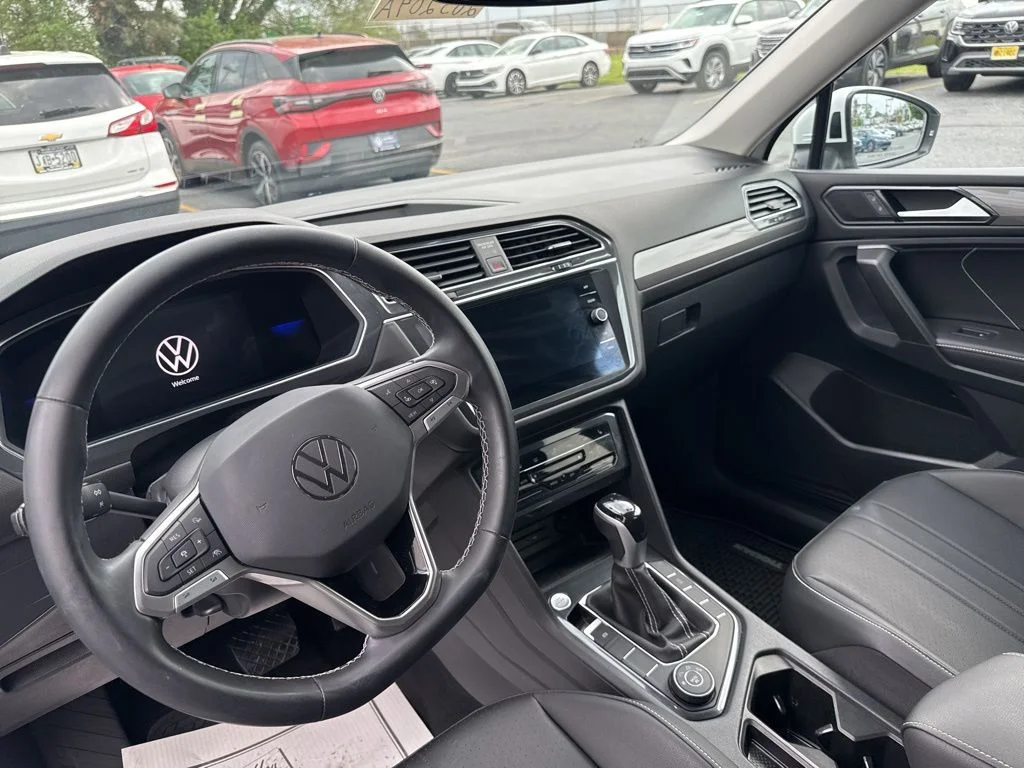 Certified Used 2023 Opal White Volkswagen 2.0T SE image 32